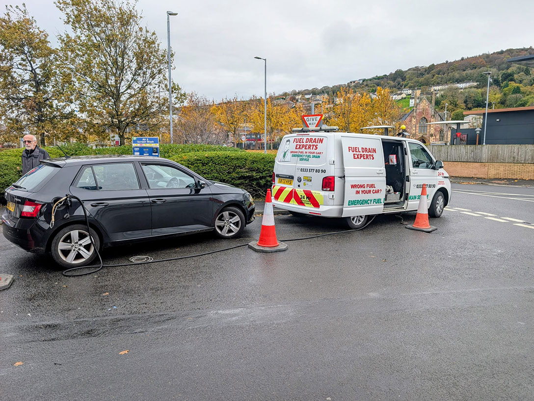 Skoda Fabian fuel drained at tesco filling station in Port Glasgow
